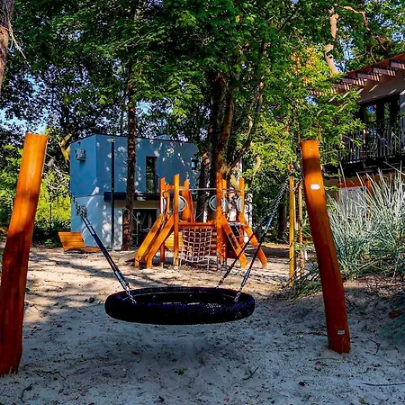 Baltic Forest Κάμπινγκ *